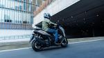 2026-yamaha-g125ymsv-eu-ceramic_grey-action-014-03