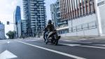 2026-yamaha-g125ymsv-eu-ceramic_grey-action-006-03